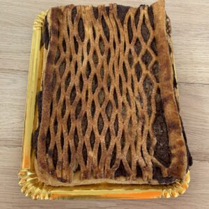 COCA HOJALDRE CON CHOCOLATE